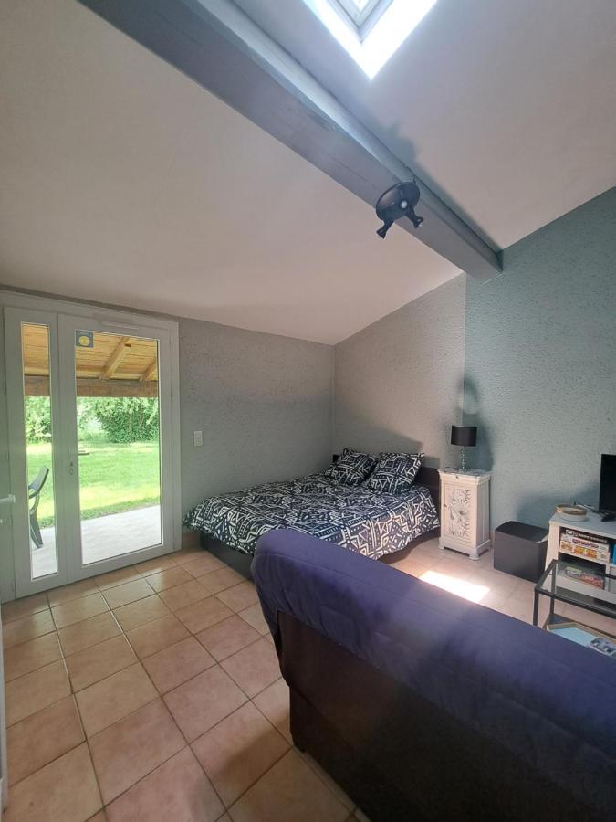 Studio Avec Jardin A 5 Min Du Parc Walibi Roquefort  외부 사진