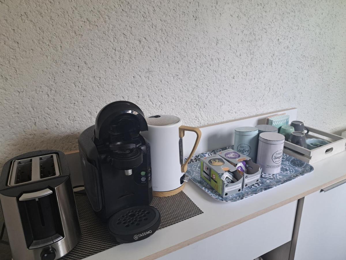 Studio Avec Jardin A 5 Min Du Parc Walibi Roquefort  외부 사진